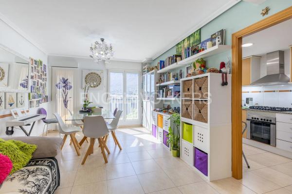 Piso en avenida de Joan Fuster