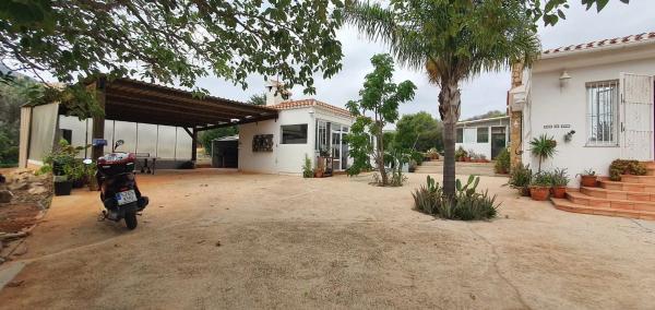 Casa independiente en calle Aquil·les