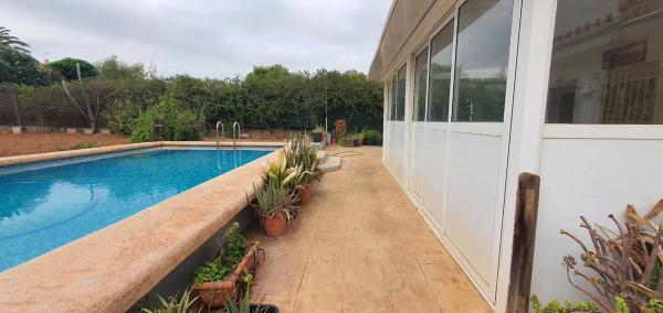 Casa independiente en calle Aquil·les