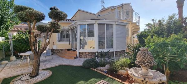 Chalet en La Pedrera-Vessanes