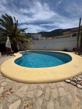 Casa independiente en calle de teseu, 15