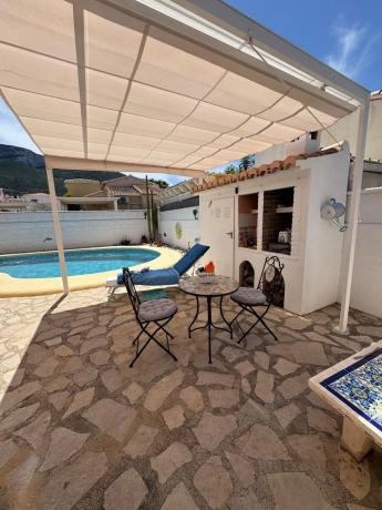 Casa independiente en calle de teseu, 15