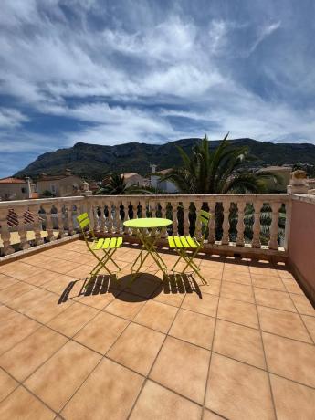 Casa independiente en calle de teseu, 15