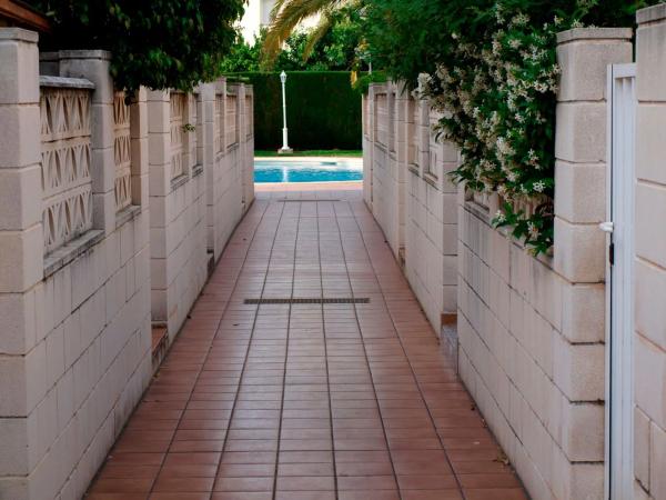 Chalet adosado en Partida Sorts de la Mar, 28 Calle