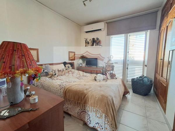 Chalet adosado en calle Girona, 8