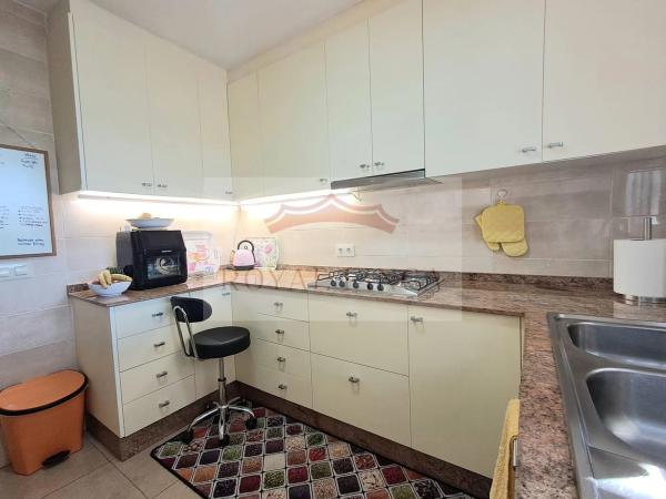 Chalet adosado en calle Girona, 8