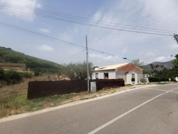 Casa independiente en camino de Bèrnia, 21