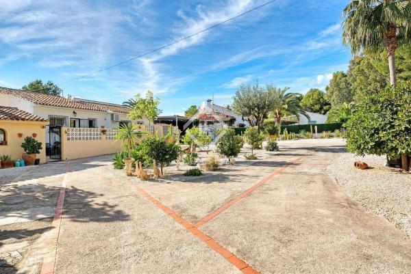 Chalet en Montgó - Ermita