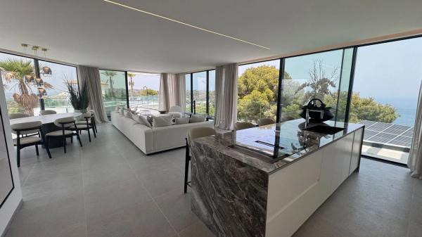 Casa independiente en calle Truita