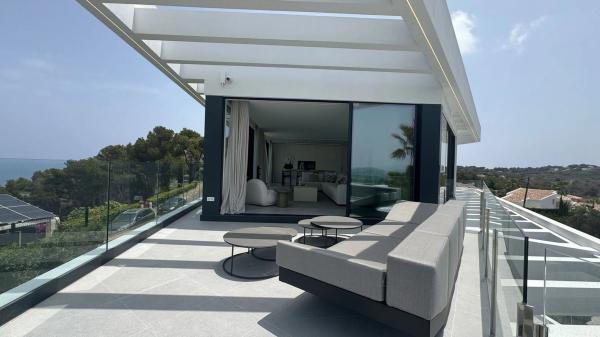 Casa independiente en calle Truita