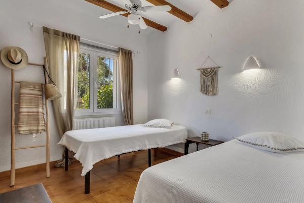 Casa independiente en calle Edgar Degas, 3