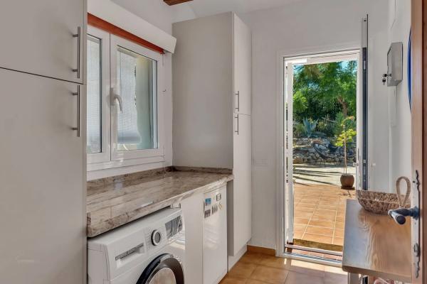 Casa independiente en calle Edgar Degas, 3