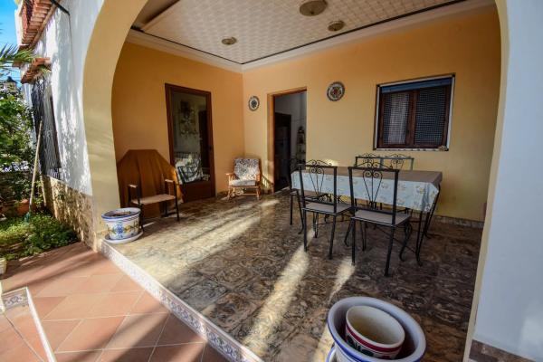 Casa independiente en calle Benigànim