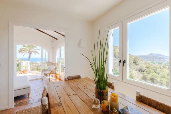 Chalet adosado en calle Mieres, 23