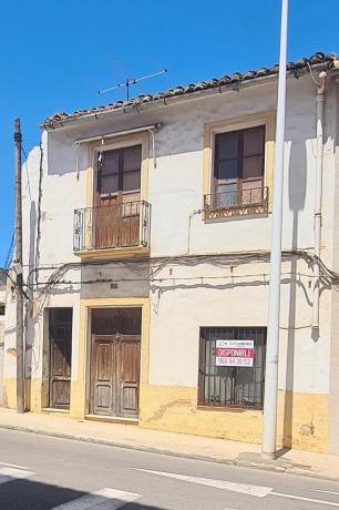 Casa de pueblo en avenida Rey Juan Carlos I
