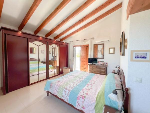 Casa independiente en calle Río Júcar, 17