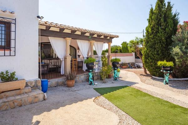 Casa independiente en carretera de Jesus Pobre