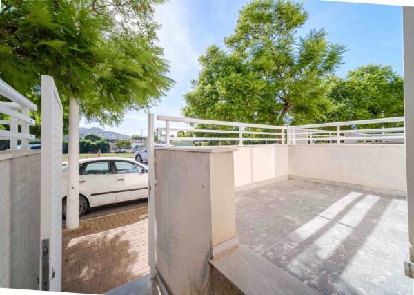 Piso en CL Saint Tropez