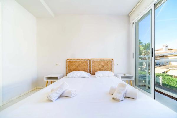 Piso en CL Saint Tropez