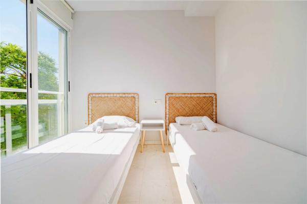 Piso en CL Saint Tropez