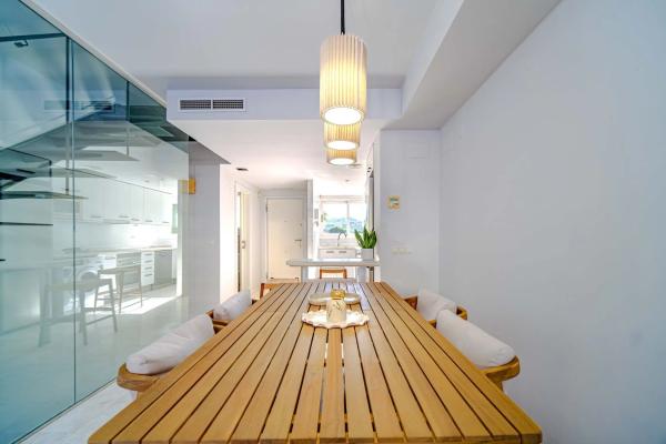 Piso en CL Saint Tropez