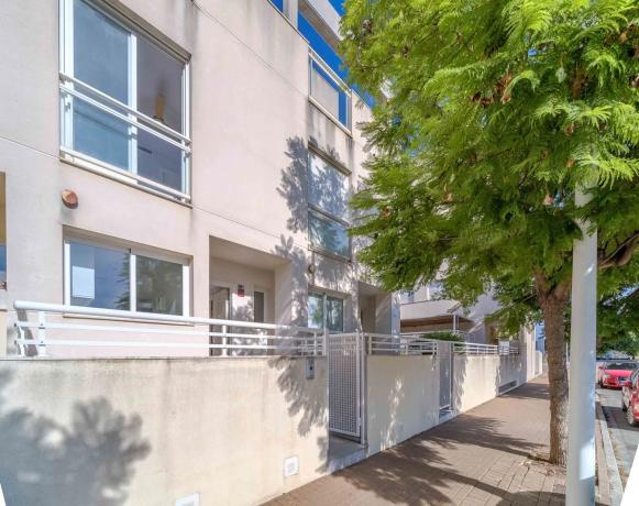 Piso en CL Saint Tropez