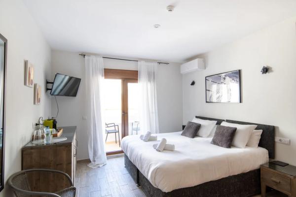 Chalet adosado en calle d'Avall