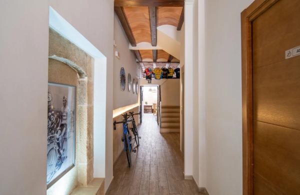 Chalet adosado en calle d'Avall