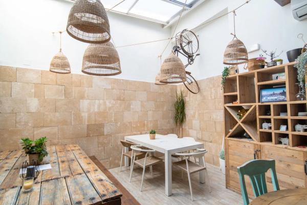 Chalet adosado en calle d'Avall