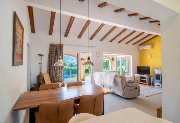 Casa independiente en calle Jean Genet