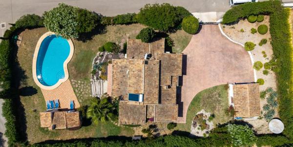 Casa independiente en calle Jean Genet