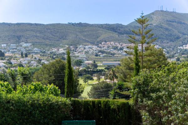 Casa independiente en calle Jean Genet