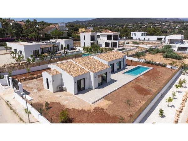 Casa independiente en camino de les Massenes