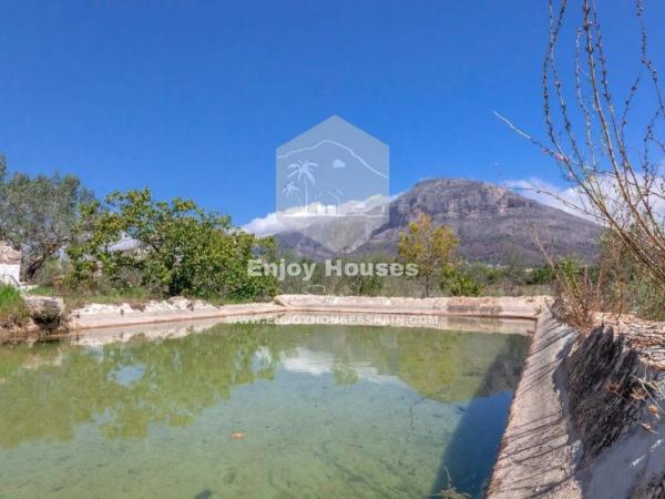 Caserón en Montgó - Ermita