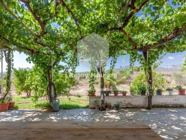 Caserón en Montgó - Ermita