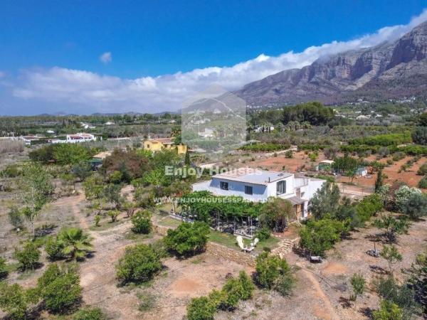 Caserón en Montgó - Ermita