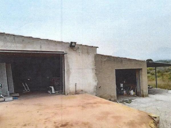 Casa independiente en calle Polop de la Marina