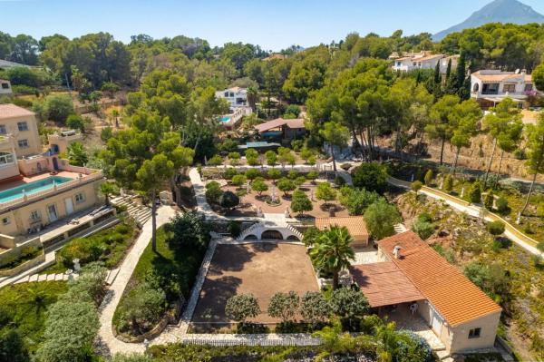 Chalet en calle Pintor Murillo