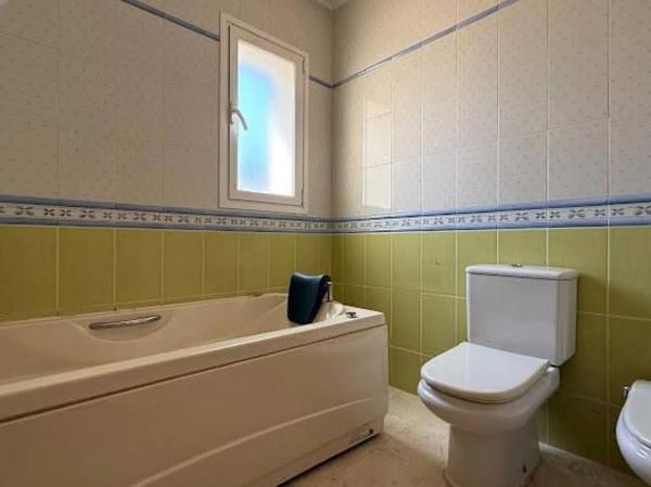 Casa independiente en calle Bélgica s/n