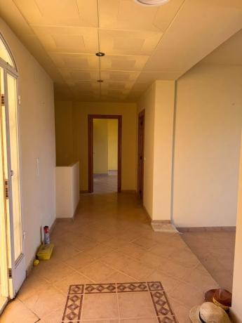 Casa independiente en avenida Europa