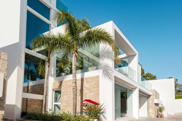 Casa independiente en avenida Principal, 111