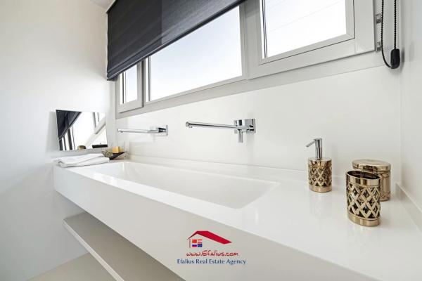 Casa independiente en avenida Principal, 111