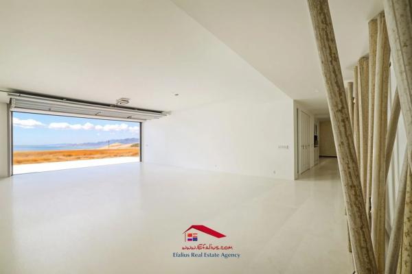 Casa independiente en avenida Principal, 111