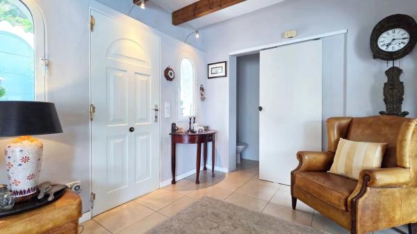 Casa independiente en calle Serrella