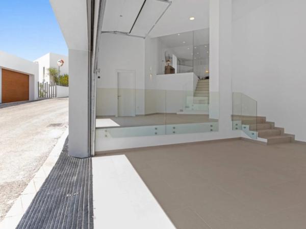 Casa independiente en calle Peñas Rojas