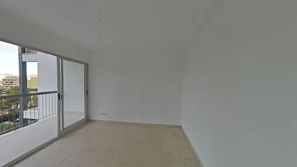 Piso en Av Montecarlo, 16