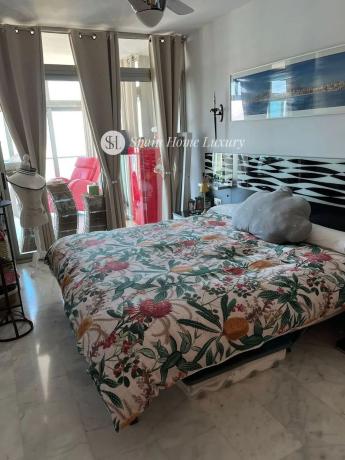 Piso en calle de Viena