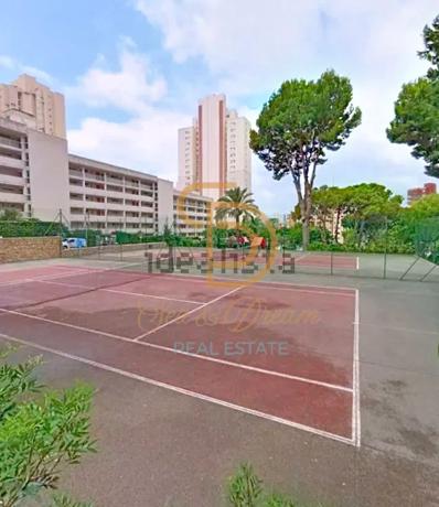 Estudio en avenida de Montecarlo, 12