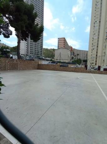 Estudio en avenida de Montecarlo