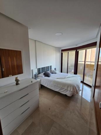 Piso en avenida municipi, 6